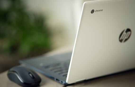 ZOOMを用いたオンラインサポートが親しまれております | 大分で保険のことなら正直さをモットーにするアシタエ